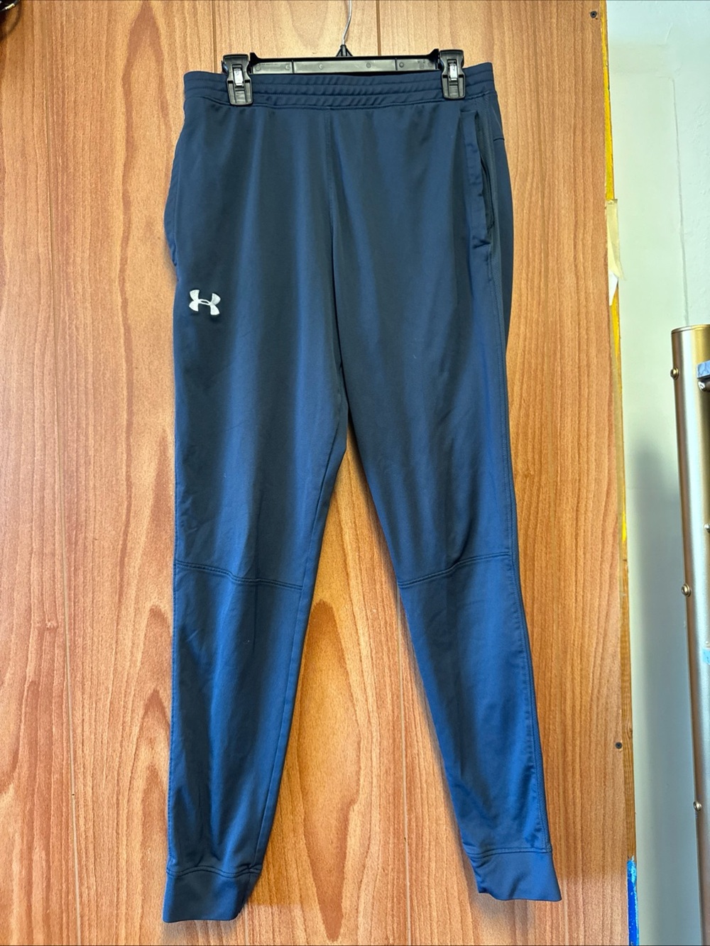 Under Armor Grey Gray Sweatpants Fitted Men's L Large w/ Drawstring